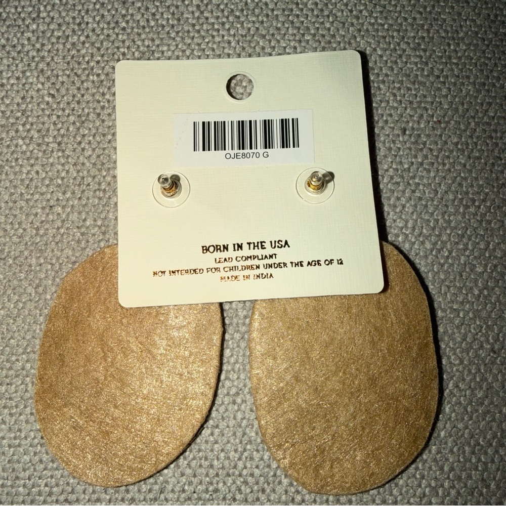 Gold, White, & Brown Beaded Floral Statement Earrings Night Out Vacay Resortwear - Picture 2 of 3